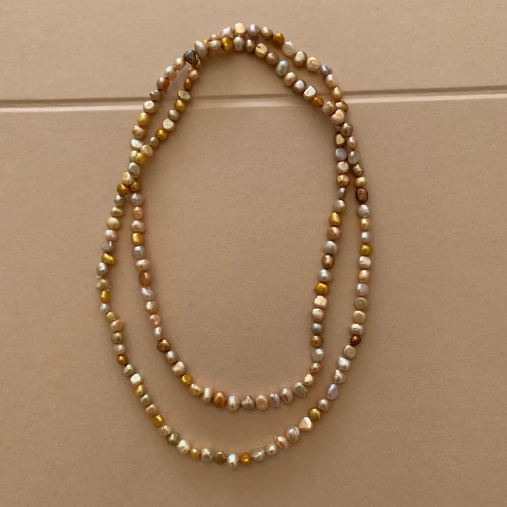 Authentic fresh water pearl necklace - amber - Picture 3 of 5